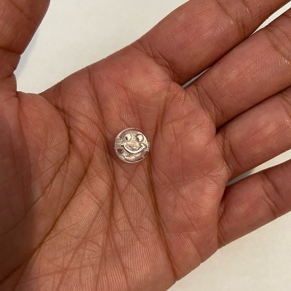 Y2K Handmade Trendy Glass Bead Bracelet with Smiley Face - Picture 7 of 7